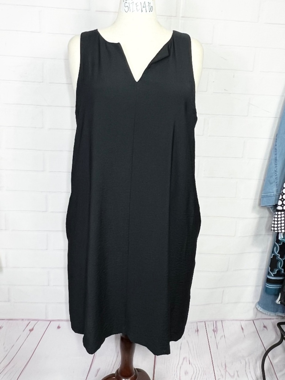 👗|•BANANA REPUBLIC•| Black Loose Fitting Dress w/ Pockets Size XL